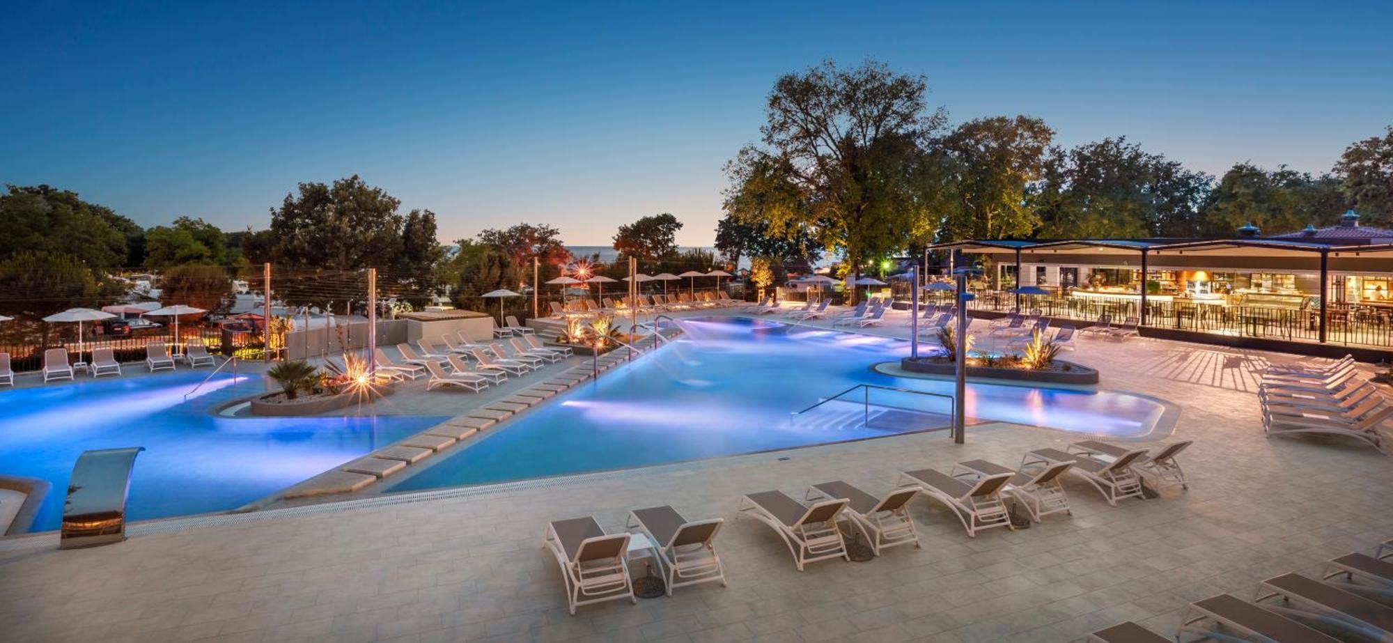 Aminess Planet Camping Maravea Resort - Pitches Novigrad  ภายนอก รูปภาพ