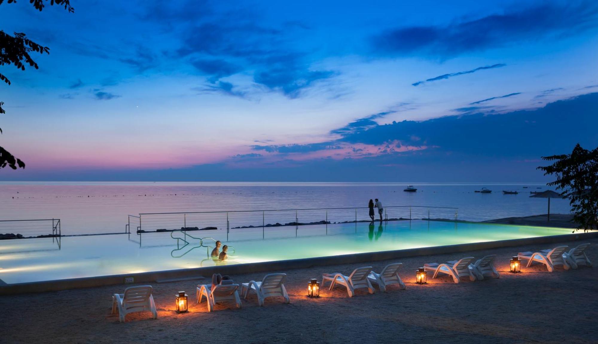 Aminess Planet Camping Maravea Resort - Pitches Novigrad  ภายนอก รูปภาพ