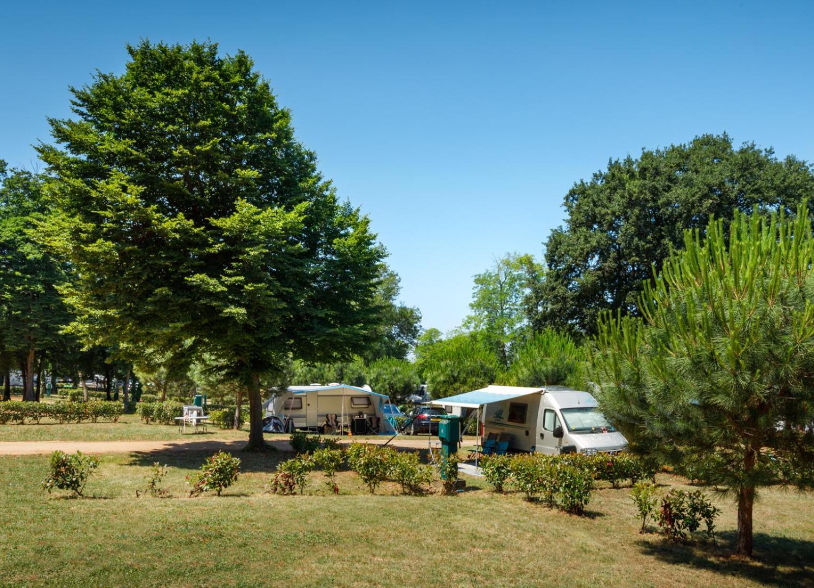 Aminess Planet Camping Maravea Resort - Pitches Novigrad  ภายนอก รูปภาพ