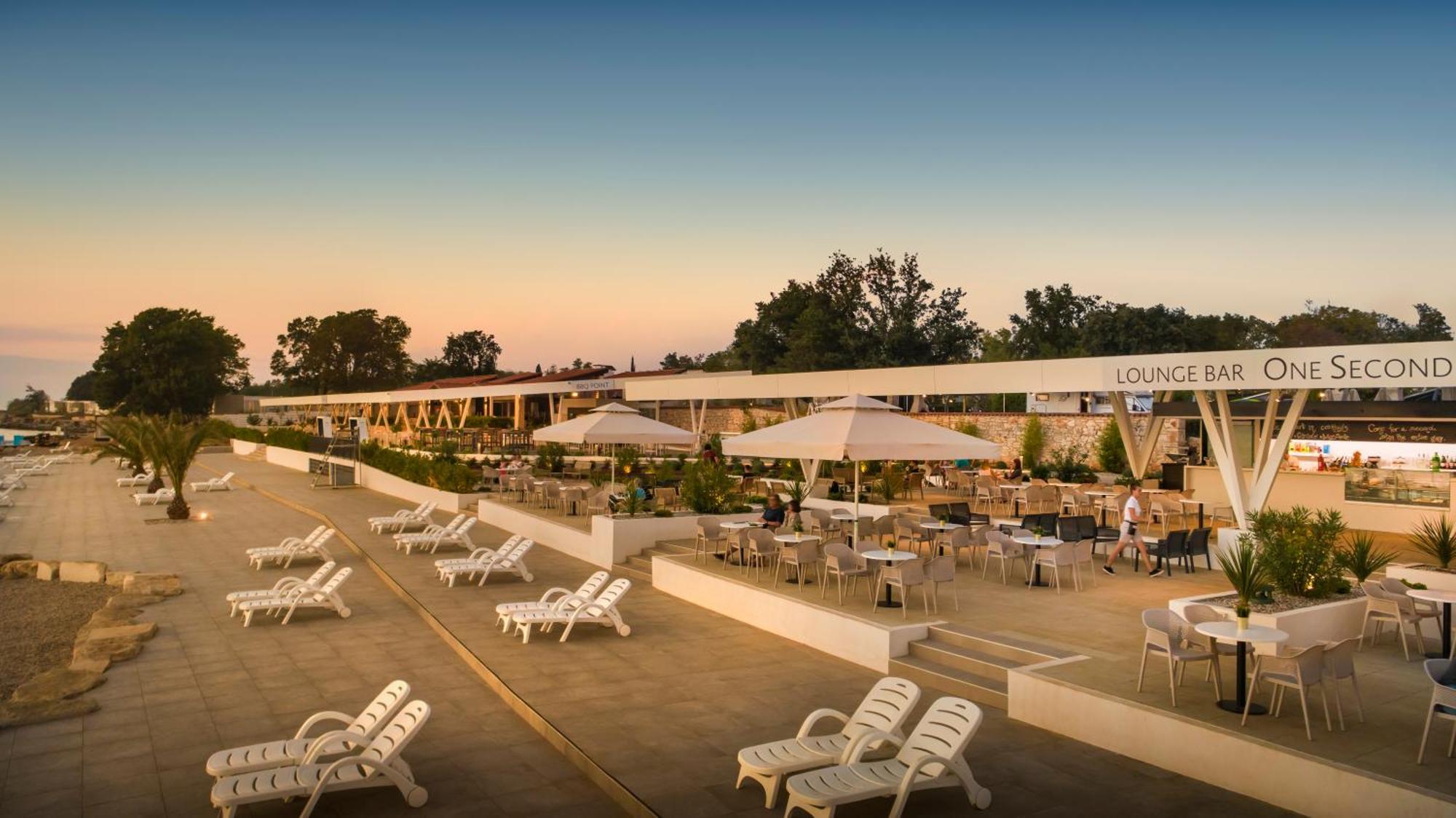 Aminess Planet Camping Maravea Resort - Pitches Novigrad  ภายนอก รูปภาพ